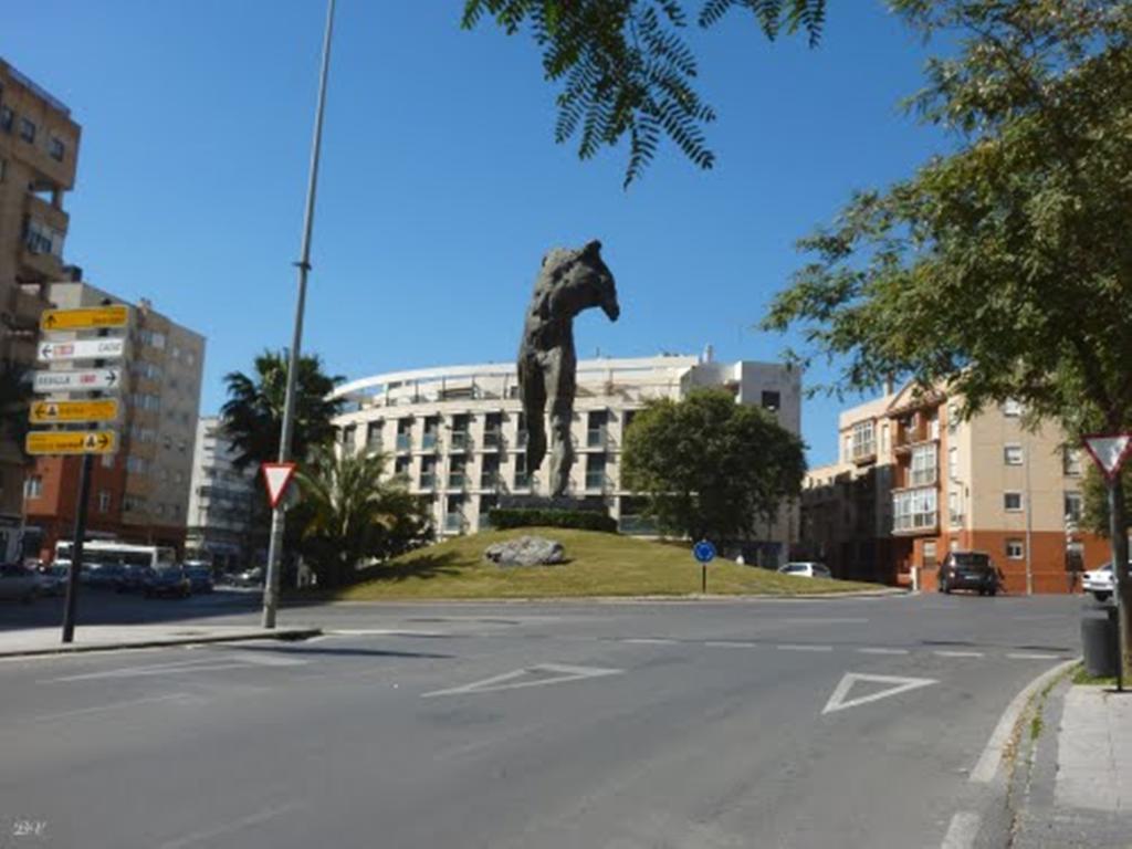 Trujillo Hotel Херес де ла Фронтера Екстериор снимка